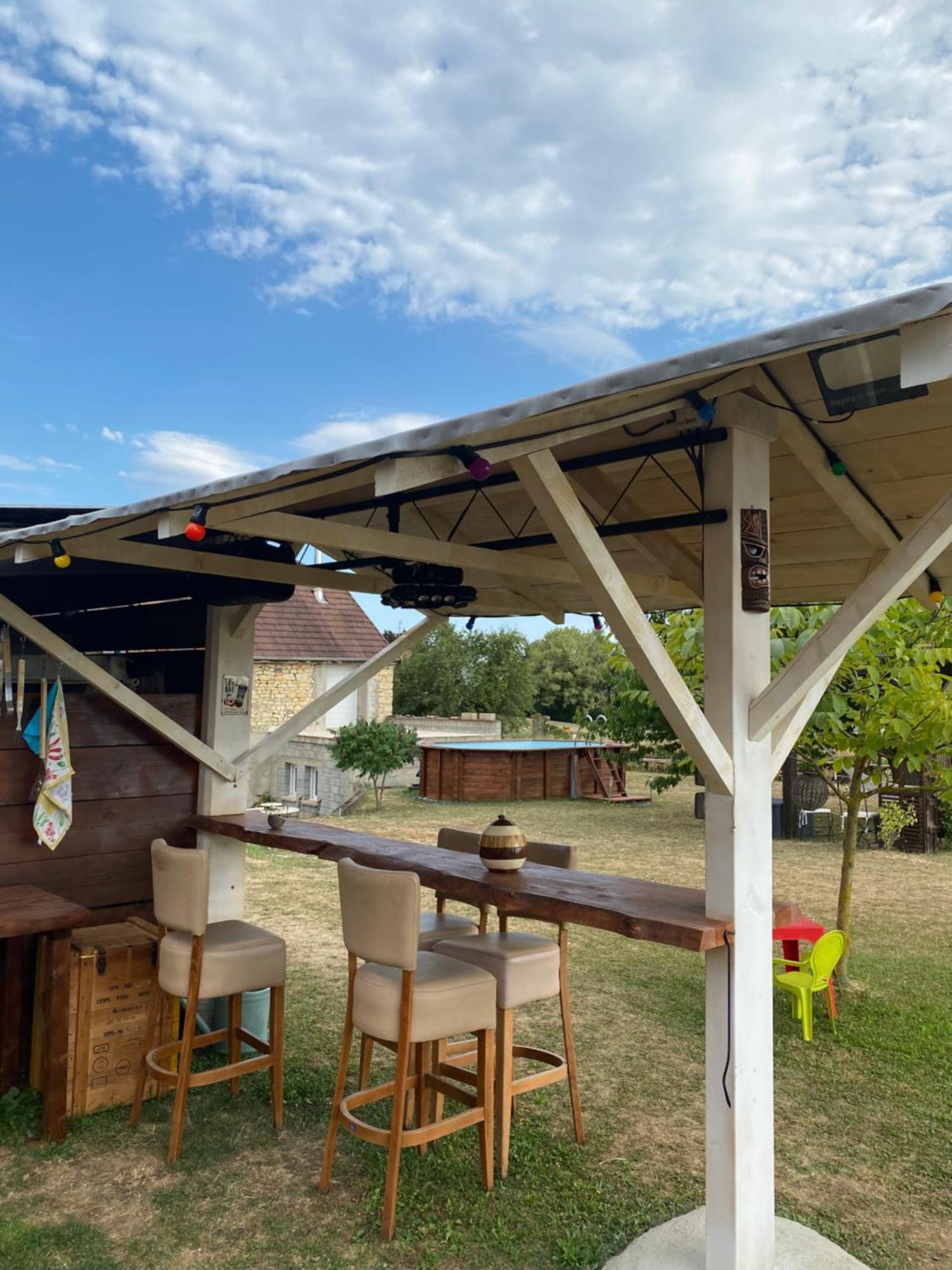 Villa Complexe Familial Charmes  Exterior foto